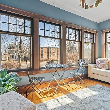 Minnestay-Uptown Urban Living Minneapolis Exterior photo